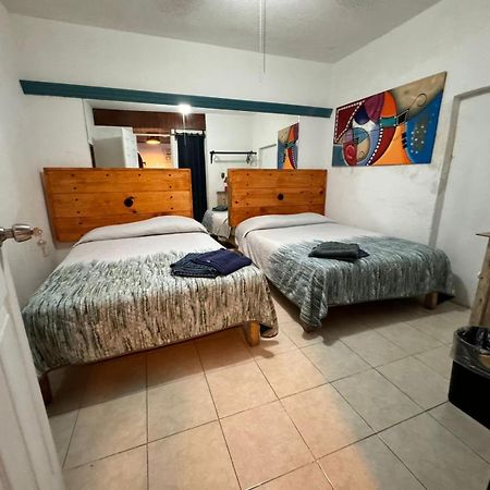 Casona Luciérnaga-Casa de Huéspedes León Esterno foto