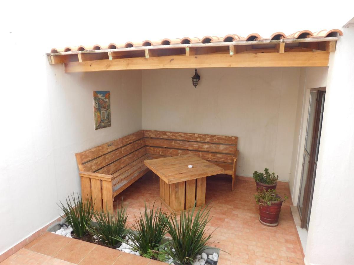 Casona Luciérnaga-Casa de Huéspedes León Esterno foto